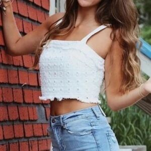 Le Lis White Textured Crop Tank Top | Medium 🔥CLEAR THE CLOSET